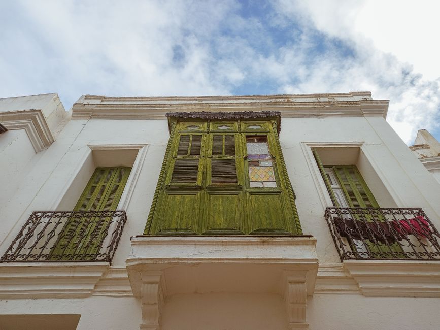 Vue complémentaire liée à Tunis